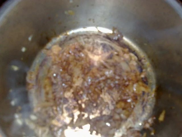 dunkle Bratensoße ohne Fleisch - Rezept - Bild Nr. 3