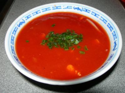 Chinesische Tomatensuppe mit Hühnerfleisch - Rezept