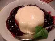 Panna-Cotta mit Heidelbeeren - Rezept