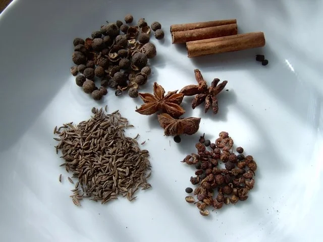 Rezept: Asiatische Fünf-Gewürz Mischung Asiatische Fünf-Gewürz Mischung - Rezept