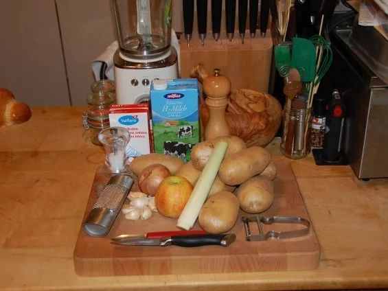 KARTOFFELGRATIN  /  GRATIN DAUPHINOIS - Rezept