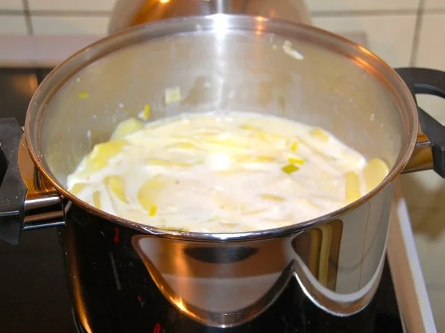 KARTOFFELGRATIN  /  GRATIN DAUPHINOIS - Rezept - Bild Nr. 6