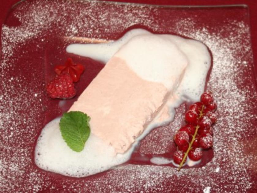 Glühwein Parfait mit Likörschaum - von Das perfekte Dinner