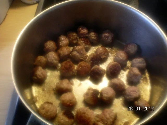 Rezept: Porreesuppe mit Mettbällchen Bild Nr. 3 Porreesuppe mit Mettbällchen - Rezept - Bild Nr. 3