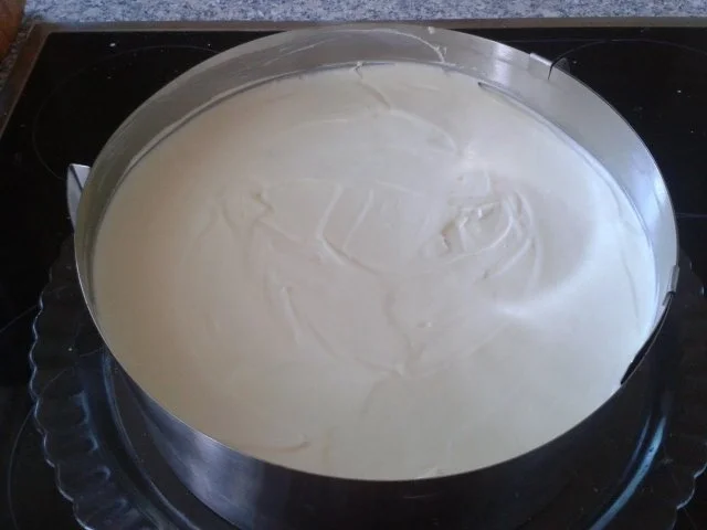 Rezept: Aranca-Sekt-Torte mit Früchten Bild Nr. 2 Aranca-Sekt-Torte mit Früchten - Rezept - Bild Nr. 2