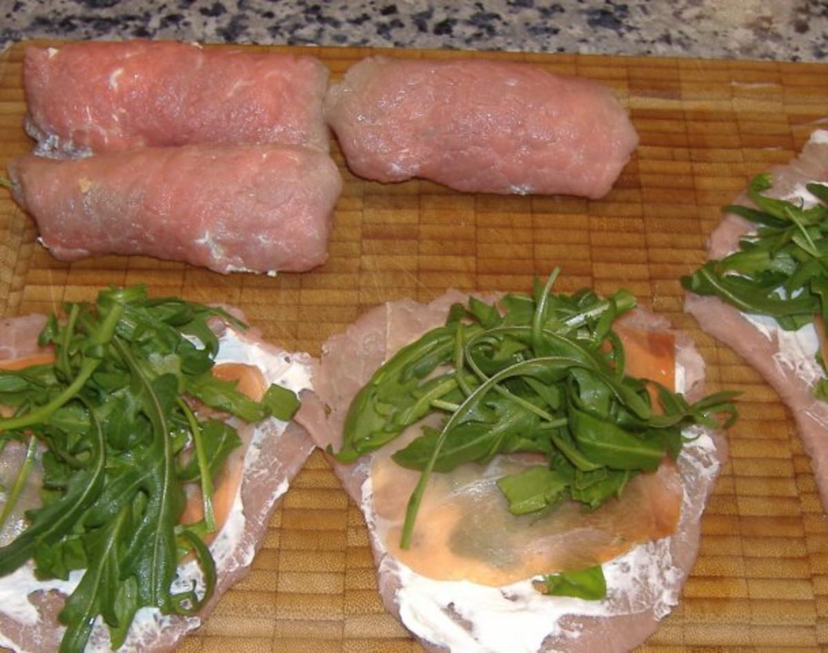Involtini mit Ziegenfrischkäse,Parmaschinken und Rucola - Rezept - Bild Nr. 3