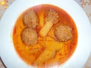 Sulu Köfte (Frikadelle im Wasser) - Rezept