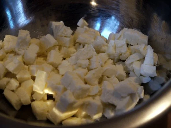 Rezept: Mit Büffelmozzarella gefüllte Hähnchenbrust Bild Nr. 2 Mit Büffelmozzarella gefüllte Hähnchenbrust - Rezept - Bild Nr. 2