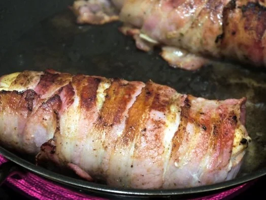 Rezept: Mit Büffelmozzarella gefüllte Hähnchenbrust Bild Nr. 7 Mit Büffelmozzarella gefüllte Hähnchenbrust - Rezept - Bild Nr. 7