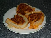 Blätterteig - Hack - Schnecken - Rezept