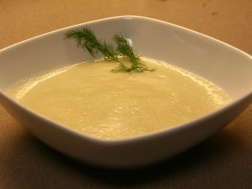 Fenchelsuppe mit Zwiebel und Fenchel - Rezept mit Bild - kochbar.de