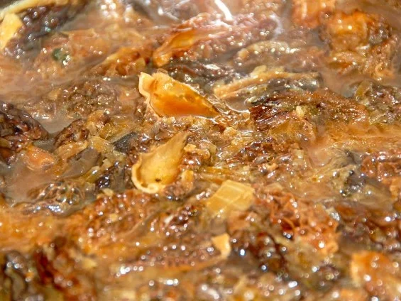 KALBSKOTELETTS  MIT  MORCHELN  /  COTES  DE VEAU  AUX  MORILLES - Rezept - Bild Nr. 10