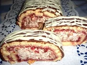 Kuchen: Schwarzwälder Kirschrolle - Rezept