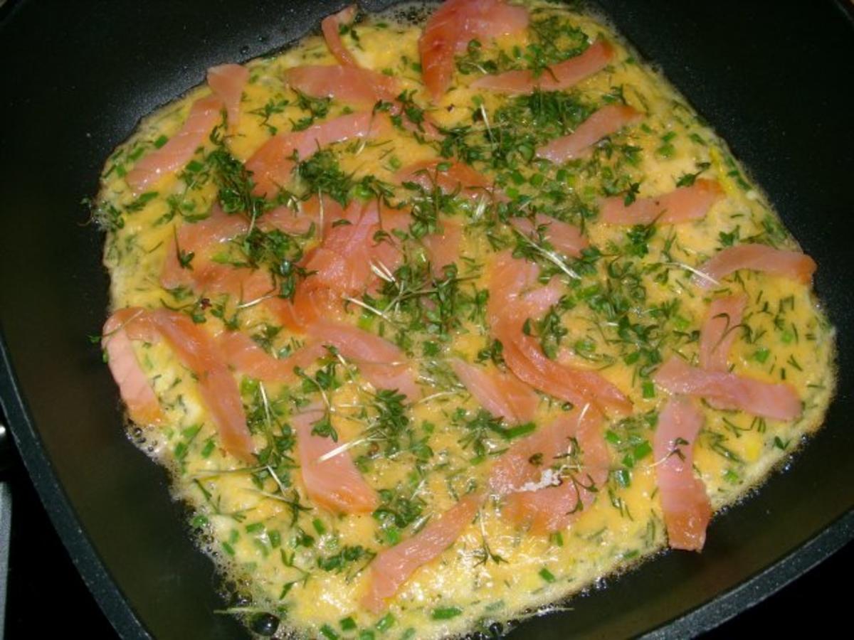 Lachs-Omelett>> - Rezept - Bild Nr. 2