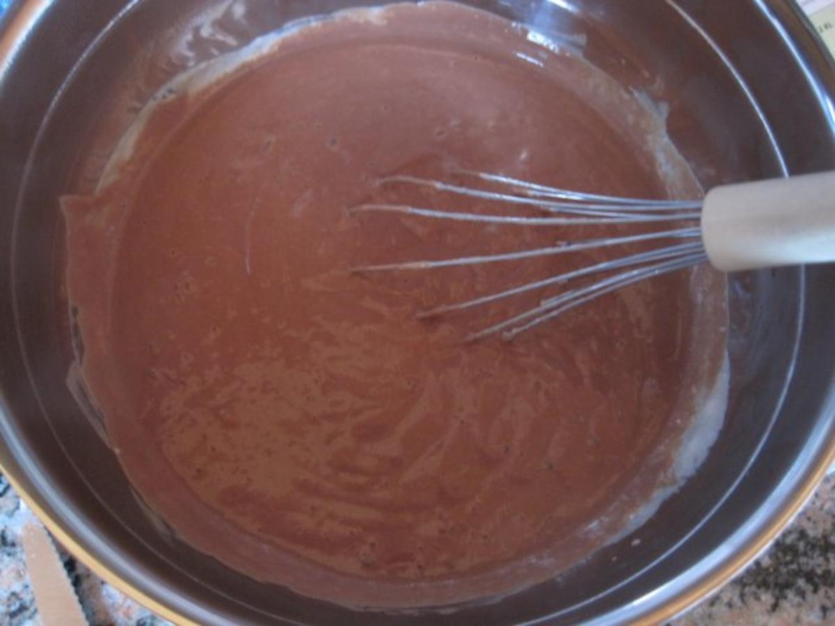 Schokoladencreme mit Stärkemehl z.B. Maizena und Milch - Rezept mit ...