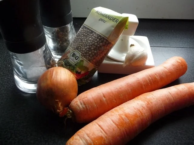 Möhrensalat mit Knofi - Rezept - Bild Nr. 2