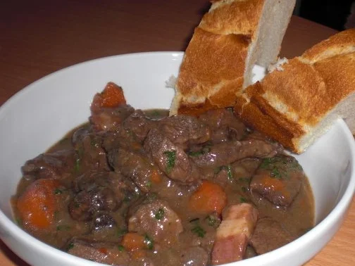 Rindergulasch à la Bourguion - Rezept - Bild Nr. 3