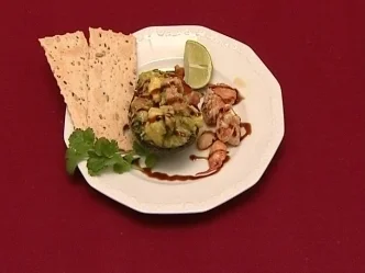 Babyananas gefüllt mit Mangosahne und weißer Schokolade (Heydi Nunez Gomez) - Rezept