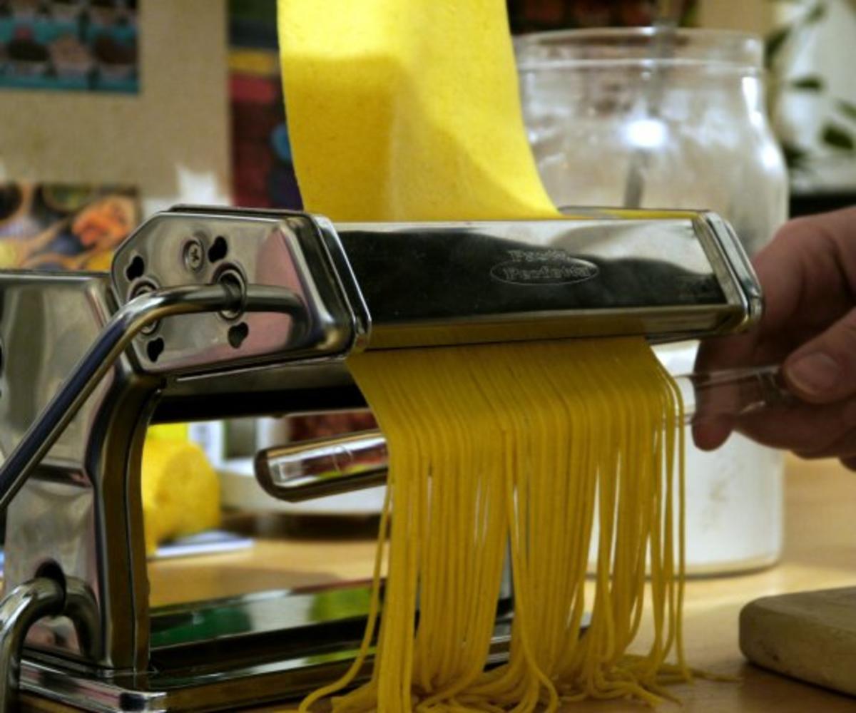 Spaghetti mit gerösteter Paprika-Sauce - Rezept - Bild Nr. 6