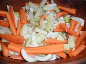 sonntagshahn mit viel gemüse,einfach zubereitet - Rezept