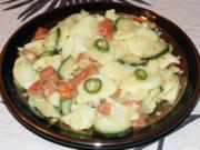 Kartoffel-Gurken-Chorizo-Salat mit Peperoni - Rezept