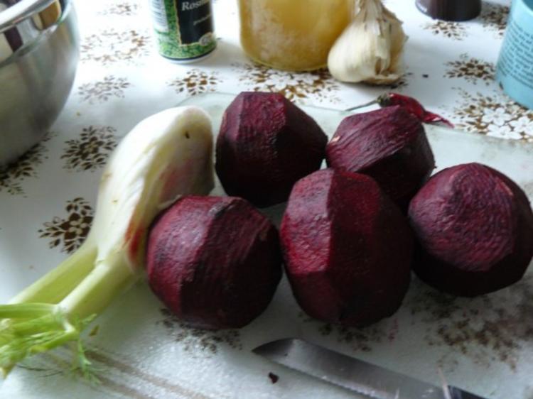 Gebratene Rote Beete mit Fenchel - schnell &amp; einfach - 72 kcal/100g