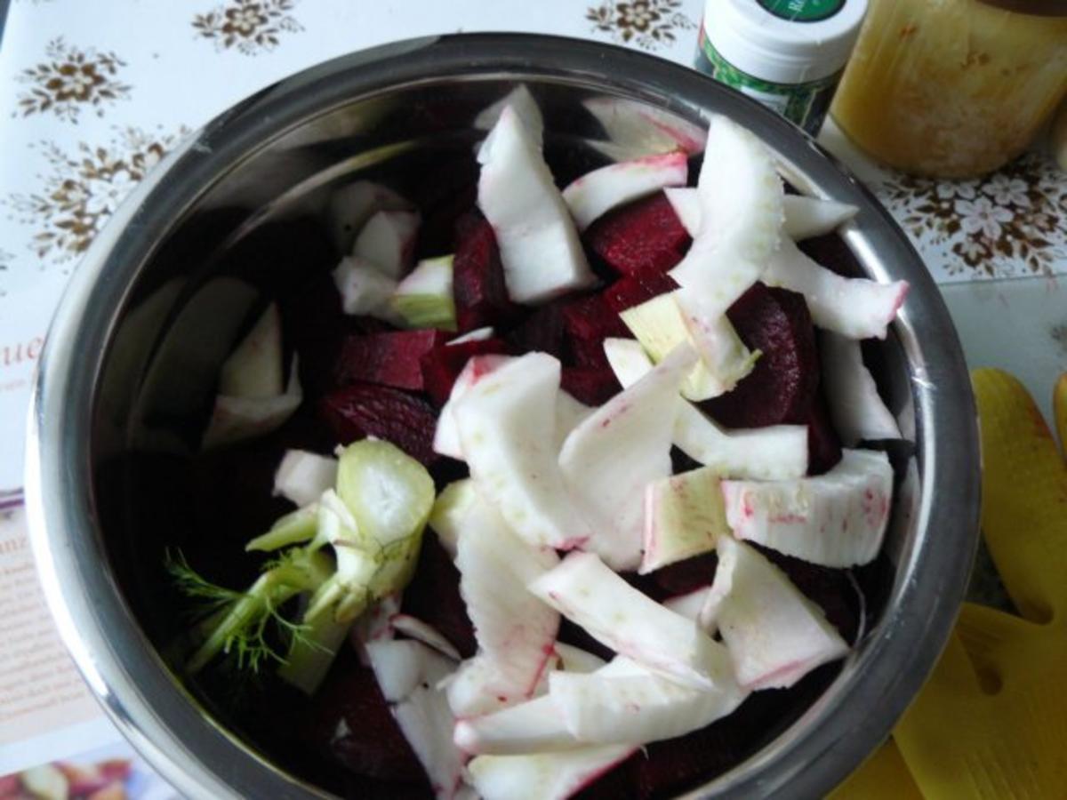 Gebratene Rote Beete mit Fenchel - Rezept - kochbar.de