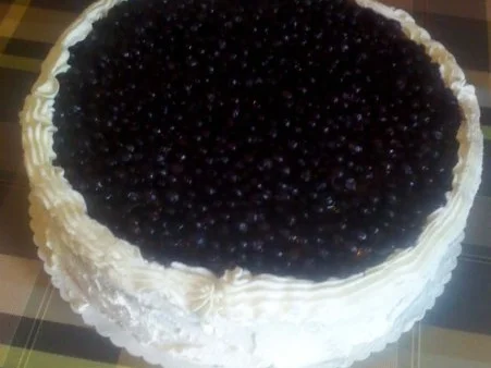 Rezept: Heidelbeer-Sahne-Torte Heidelbeer-Sahne-Torte - Rezept