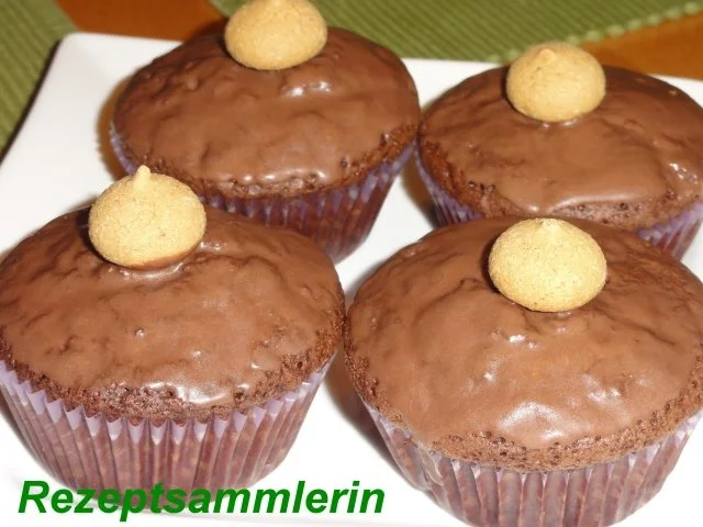 Rezept: Muffin: SCHOKO mit ARMARETTO-KIRSCHEN Muffin: SCHOKO mit ARMARETTO-KIRSCHEN - Rezept