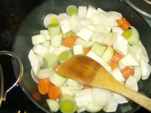 Schweinehals in Kräuterkruste - Rezept - Bild Nr. 5