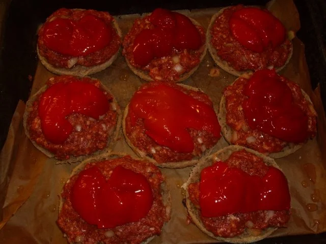 Rezept: Toastbrötchen mit Hackfleisch Bild Nr. 4 Toastbrötchen mit Hackfleisch - Rezept - Bild Nr. 4