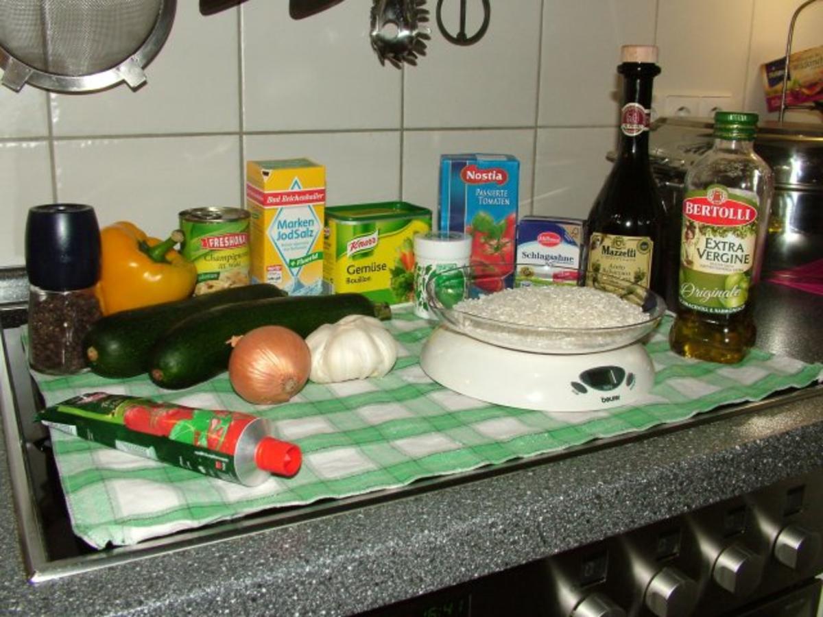 Gemüse Reis mit Zucchini und Paprika - Rezept