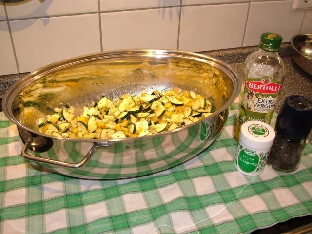 Gemüse Reis mit Zucchini und Paprika - Rezept - Bild Nr. 2