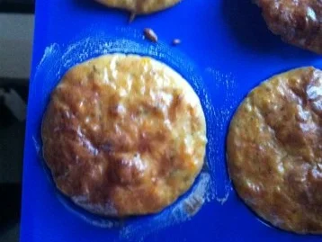 Rezept: gebackenes Kartoffel- Karotten Püree.. mit Zwiebel .. und Karotten Streifen.. Bild Nr. 5 gebackenes Kartoffel- Karotten Püree.. mit Zwiebel .. und Karotten Streifen.. - Rezept - Bild Nr. 5