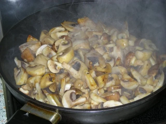 Auflauf unter der Blätterteighaube - Rezept - Bild Nr. 5