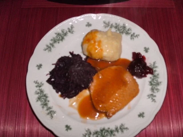 Schweinebraten mit Kartoffelknödeln - Rezept
