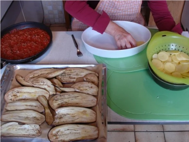 Rezept: Moussaka Bild Nr. 14 Moussaka - Rezept - Bild Nr. 14