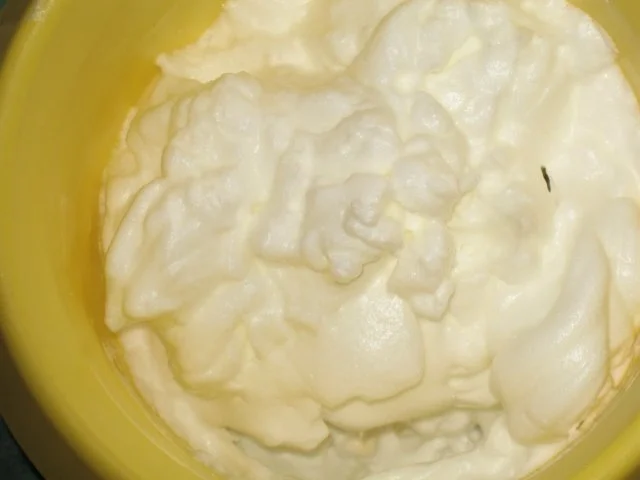 Rezept: Rührkuchen mit Schuss - für Erwachsene Bild Nr. 3 Rührkuchen mit Schuss - für Erwachsene - Rezept - Bild Nr. 3