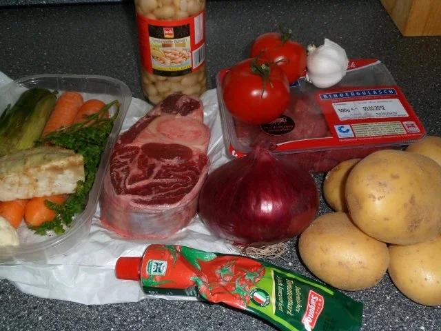 Rezept: Eintopf mit Rind, Bohnen und Kartoffeln Bild Nr. 2 Eintopf mit Rind, Bohnen und Kartoffeln - Rezept - Bild Nr. 2