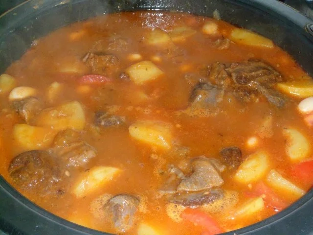 Rezept: Eintopf mit Rind, Bohnen und Kartoffeln Bild Nr. 18 Eintopf mit Rind, Bohnen und Kartoffeln - Rezept - Bild Nr. 18