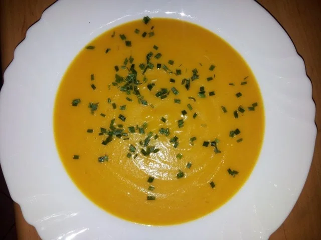 Rezept: Karotten-Apfel-Ingwersuppe Karotten-Apfel-Ingwersuppe - Rezept