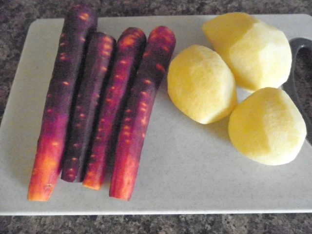 Thüringer Bratwurstcarpaccio mit Honig - Senf - Dressing, - Rezept - Bild Nr. 4