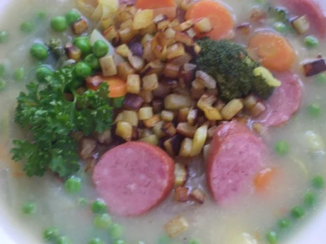 Kartoffelcremesuppe mit Bratkartoffelwürfelchen - Rezept - Bild Nr. 10