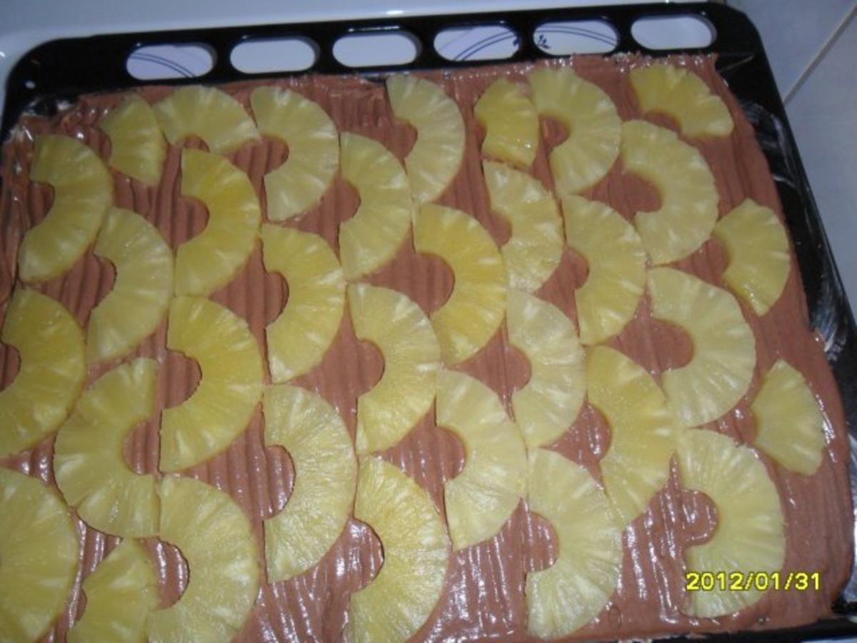 Rührkuchen mit Ananas mit Zuckerguss und Bunte Streusel - Rezept - Bild Nr. 10