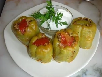 Gefüllte Paprikaschoten - Biber dolmasi - Rezept