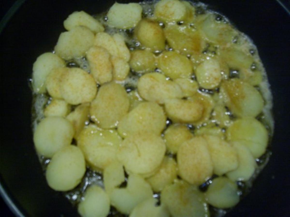 Bratkartoffeln + Spinat mit Spiegelei - Rezept - Bild Nr. 3