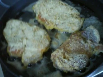 Rezept: Süß saurer Kartoffelsalat mit Schnitzel Wiener Art Bild Nr. 10 Süß saurer Kartoffelsalat mit Schnitzel Wiener Art - Rezept - Bild Nr. 10