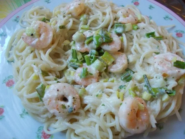 Garnelen in Sahnesauce auf Spagettinest - Rezept - Bild Nr. 4