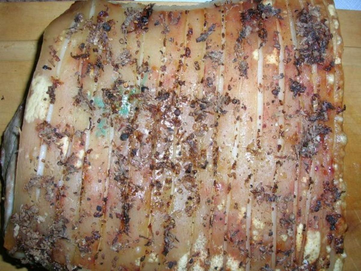 Gerösteter Schweinebauch mit knusprigem Fenchel, Schalotten und Möhrchen - Rezept - Bild Nr. 6