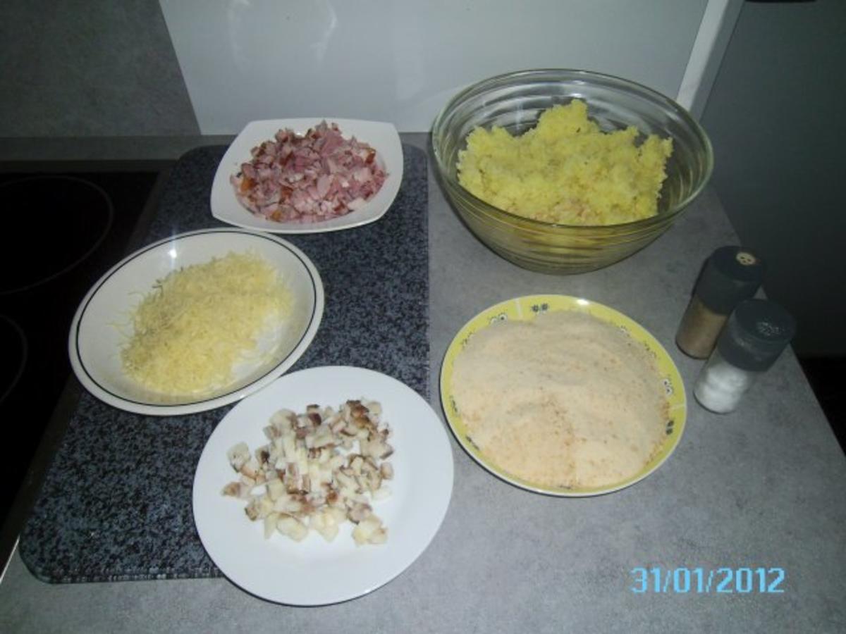 Panierte Kartoffelkugeln mit Schinken-Käse Füllung - Rezept - Bild Nr. 2